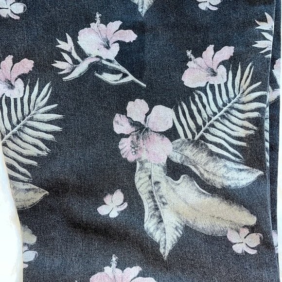 🆕 Juicy Couture Printed Black Floral California Skinny Women's Jeans Size 29 - Picture 4 of 13